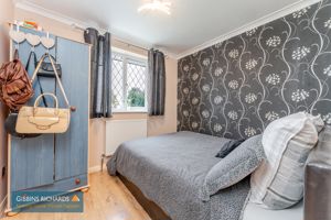 Bedroom- click for photo gallery